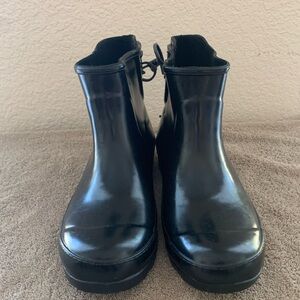 Sperry  Short Walker Turf Rain Ankle Boot Bootie Black Patent Sz7